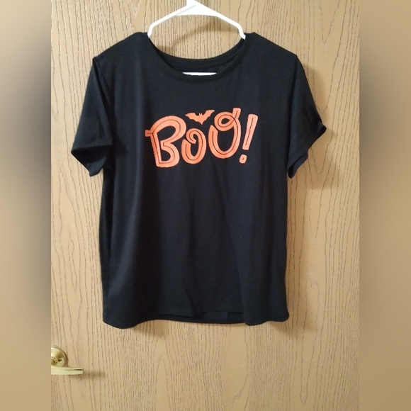 Cute Top - Picture 2 of 4